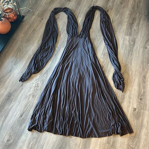 🇺🇸 Lulu’s gray  wrap dress size XS